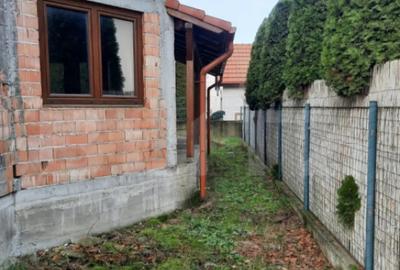 Casă cu 5 camere cu Teren 500 Mp în Păulești - 5
