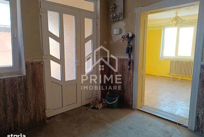 Casă cu 4 camere cu Canalizare în Central - 8