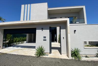 Casă individuală cu 6 camere în Petrești - 11