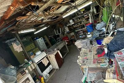 Casă cu 5 camere cu Teren 1400 Mp în Central - 4