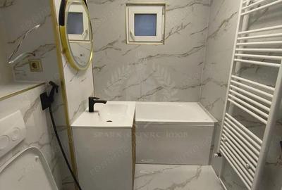 Apartament cu 2 camere decomandat în 9 Mai - 12