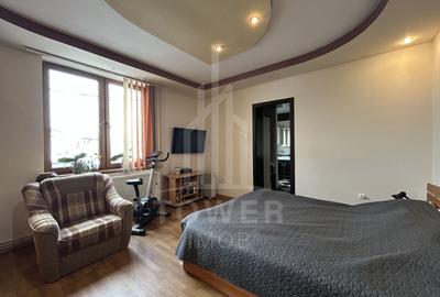 Casă individuală cu 8 camere cu Canalizare în Lupeni - 3