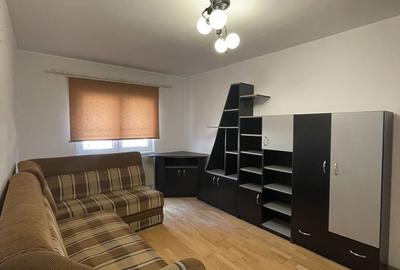 Apartament cu 4 camere în Cetate