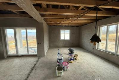 Casă cu 5 camere cu Teren 530 Mp în Satu Nou de Jos - 6