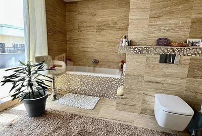 Apartament cu 6 camere în Hotvon - 1