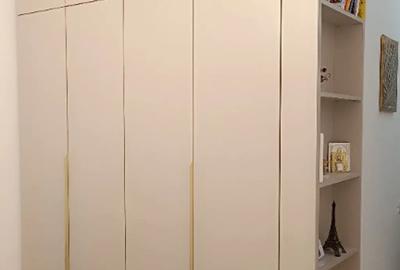 Apartament cu 3 camere decomandat în Central - 4