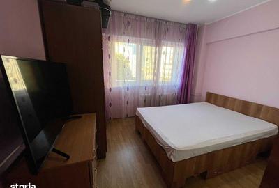 Apartament cu 2 camere decomandat în Micro 20