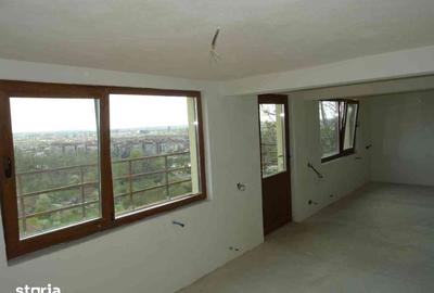 Casă cu 5 camere cu Teren 640 Mp în Central - 13
