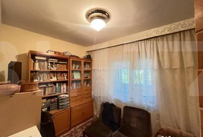 Apartament cu 4 camere decomandat, mobilat în Central - 1