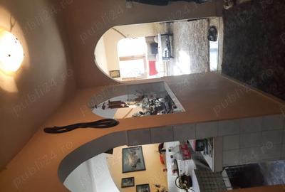 De vanzare apartament 3 camere girocului vladeasa - 8