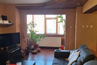 Apartament cu 4 camere decomandat în Găvana - 9
