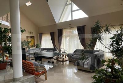 Casa cu 5 camere, 386 mp, Sangeorgiu de Mures, zona Apollo S - 2