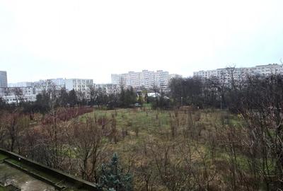 De vanzare 2 camere in Berceni - 10 min metrou Aparatori, str Moldovita - 20