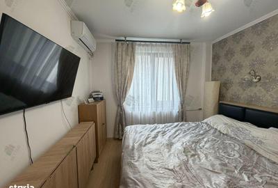 Apartament cu 4 camere semidecomandat în Apărătorii Patriei