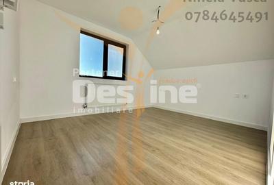 Casă cu 4 camere decomandat cu Teren 400 Mp în Răzvad - 2