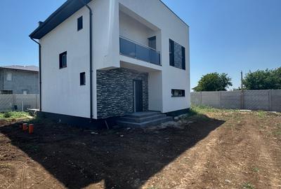 Berceni- Mutare rapida - Casa individuala - 5 camere - Teren 470 mp - 2