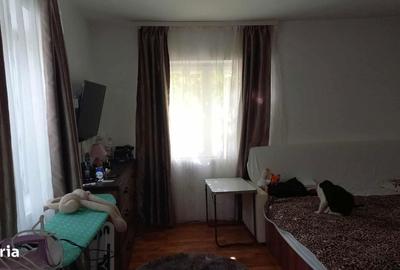 Casă cu 2 camere cu Teren 820 Mp în Central - 8