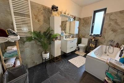 Vila mobilata si utilata - 4 camere- 50m de STV - 405mp teren - 5