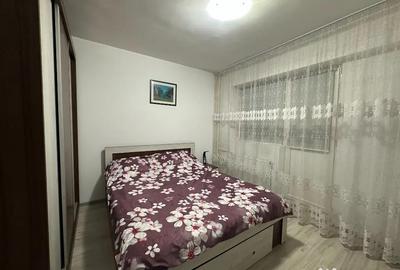 Apartament cu 3 camere decomandat în B-dul București - 10