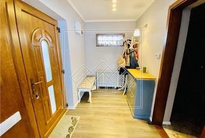 Casa de vanzare in Sibiu - 4 camere si 2 bai - cu piscina - 15