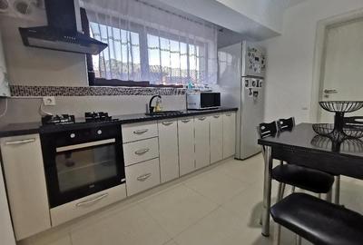 Apartament cu 2 camere decomandat în Central - 2