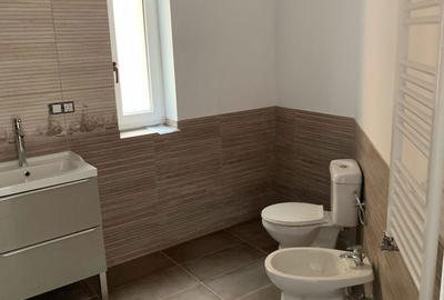 Casă cu 4 camere în Sânpetru - 1