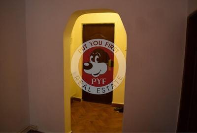 Apartament cu 3 camere decomandat în Tineretului