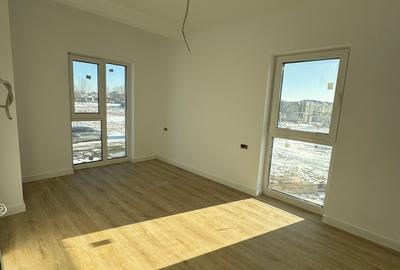 Duplex cu 4 camere cu Canalizare în Moșnița Nouă - 8