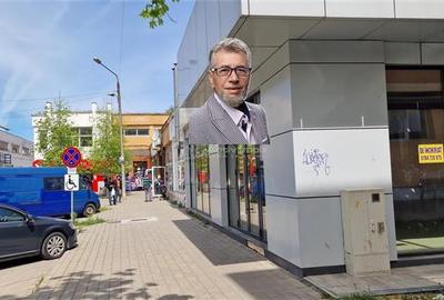 Spațiu comercial, de 500 mp, în Central - 13