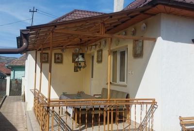 Casă cu 2 camere în Central - 5