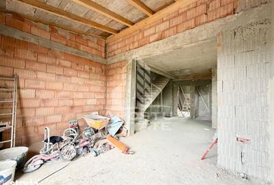 Casă cu 4 camere cu Teren 370 Mp în Tipografilor - 1