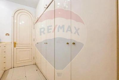 Spatiu deosebit | Destinatie mixta | Locuri parcare | 13 ... - 32