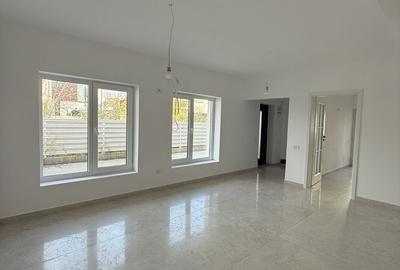 Duplex cu 5 camere cu Canalizare în 1 Decembrie 1918 - 2