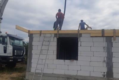 Casă cu 4 camere în Hurezani - 1
