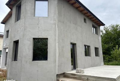 Casă cu 4 camere în Odăile - 4