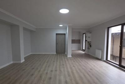 Apartament cu 3 camere semidecomandat în Dămăroaia - 11