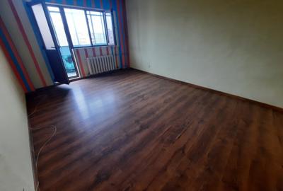 Garsonieră decomandată în Militari - 2