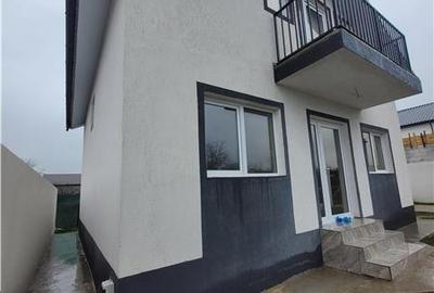 Casă individuală cu 5 camere cu Canalizare în Lumina - 1