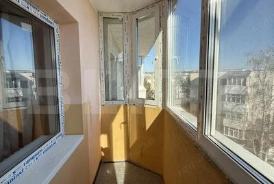 Apartament cu 3 camere decomandat în Central - 8