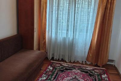 Inchiriez apartament cu 3 camere - 4