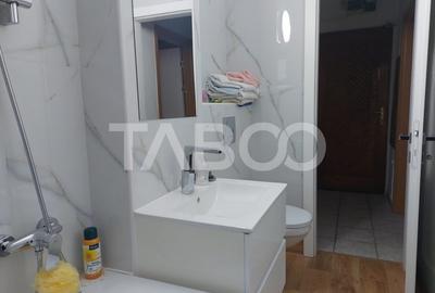 Apartament 50 mpu 2 camere etaj 3 pivnita Piata Noua Cisnadie - 19