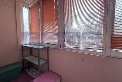 Apartament cu 3 camere semidecomandat în Pajura - 12