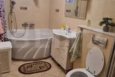 Apartament de vanzare, cu 4 camere, 120 mp, etaj intermediar, zona Obcini - 9
