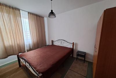 Particular, inchiriez apt. 3 cam, Teiul Doamnei - Colentina. - 2