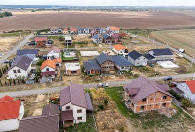 Casă nefinisata la sol in Fântânele, cartier nou Comsion 0 - 7