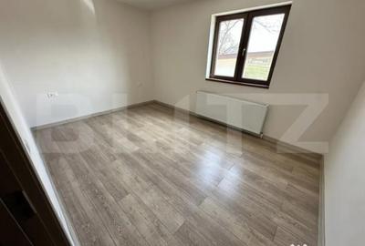 Casă cu 3 camere cu Teren 3200 Mp în Central - 4