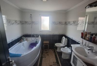 Casa de vânzare - 1