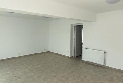 Spațiu comercial, de 50 mp, în Central - 5