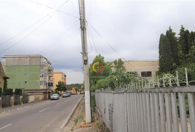 Spațiu comercial, de 3,725 mp, în Central