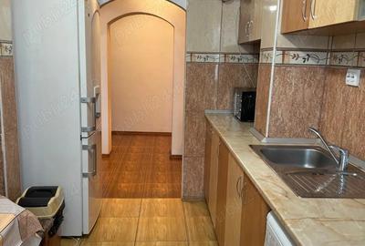 Apartament cu 2 camere decomandat, mobilat în Vest